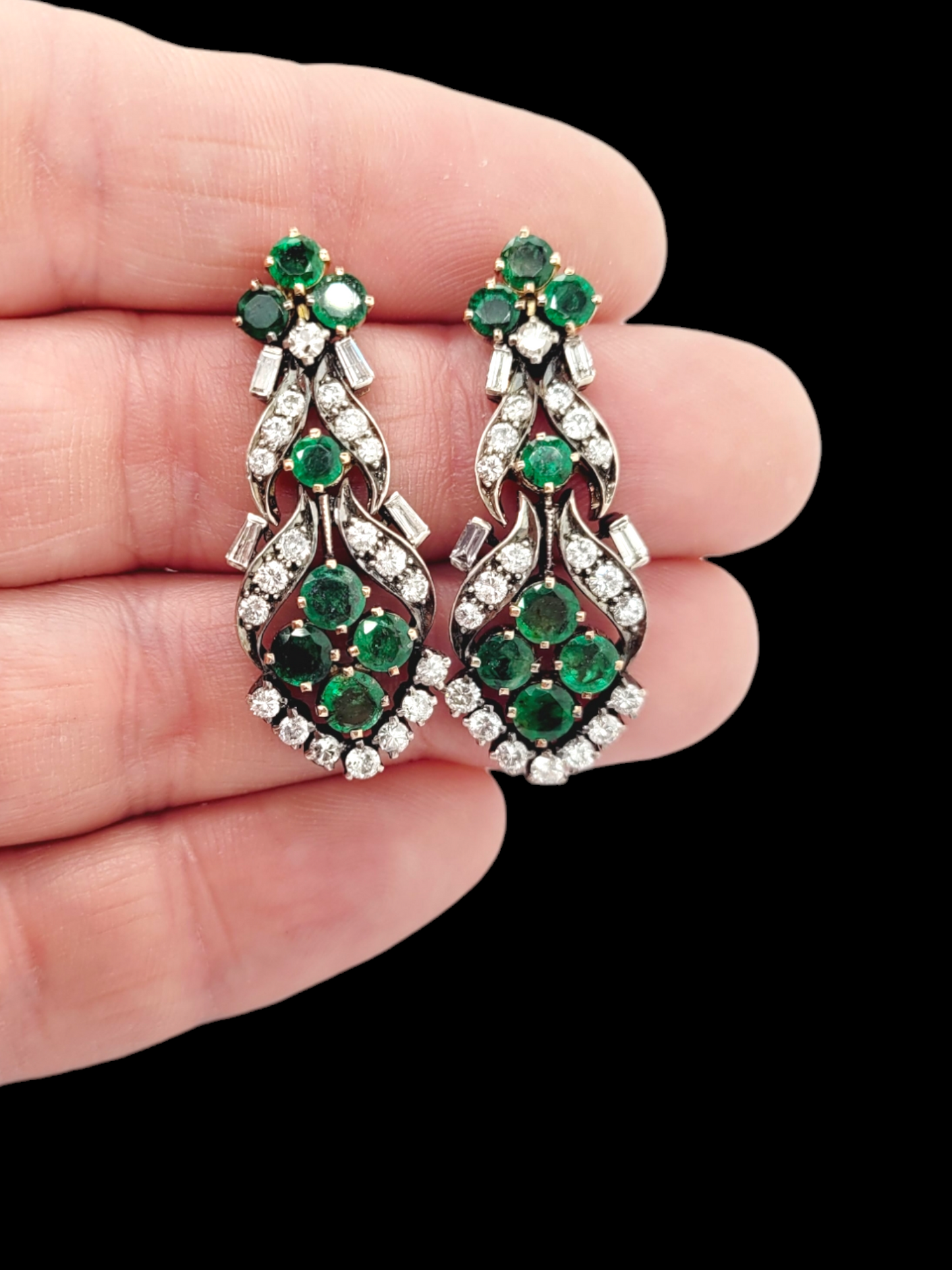 Vintage Emerald and diamond drop earrings
SKU: 7924
