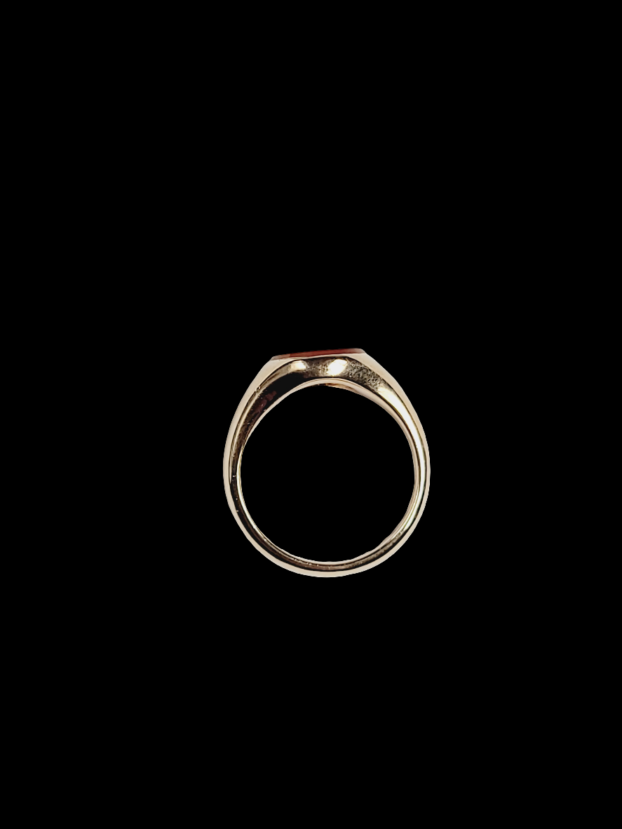Light terracotta oval cornelian 9ct gold signet ring sku 8446