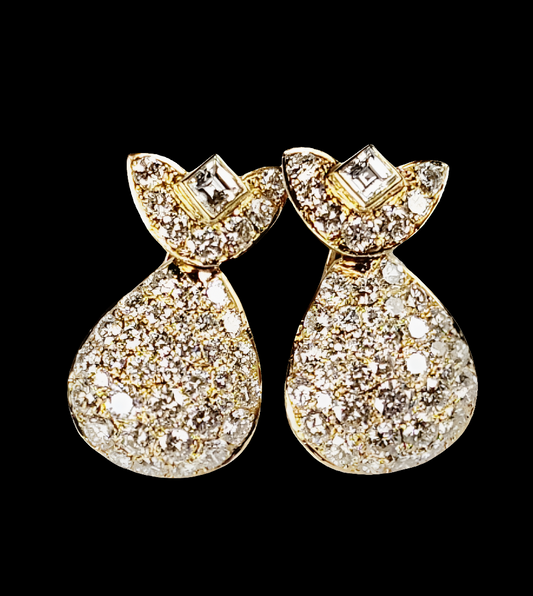 Fantastic French diamond drop earrings
SKU: 5089