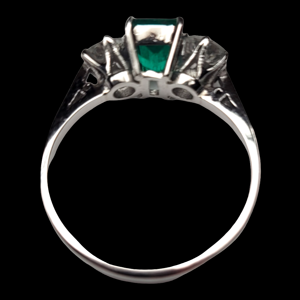 Emerald and diamond engagement ring
SKU: 6437