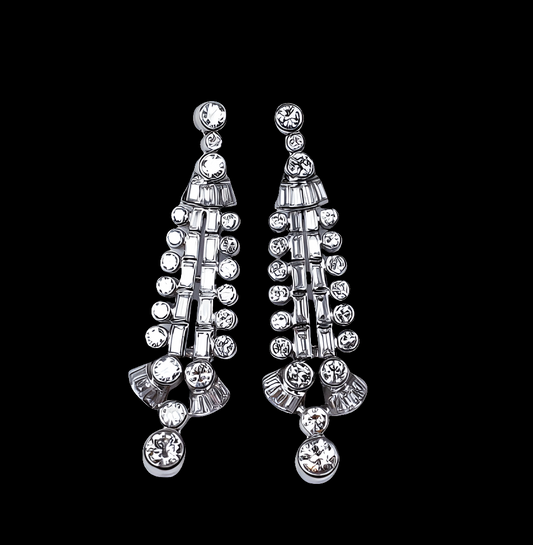 Diamond and Baguette Diamond Drop Earrings
SKU: 3249