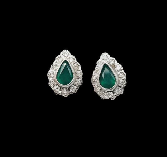 Emerald and diamond pear cluster earrings
SKU: 8303