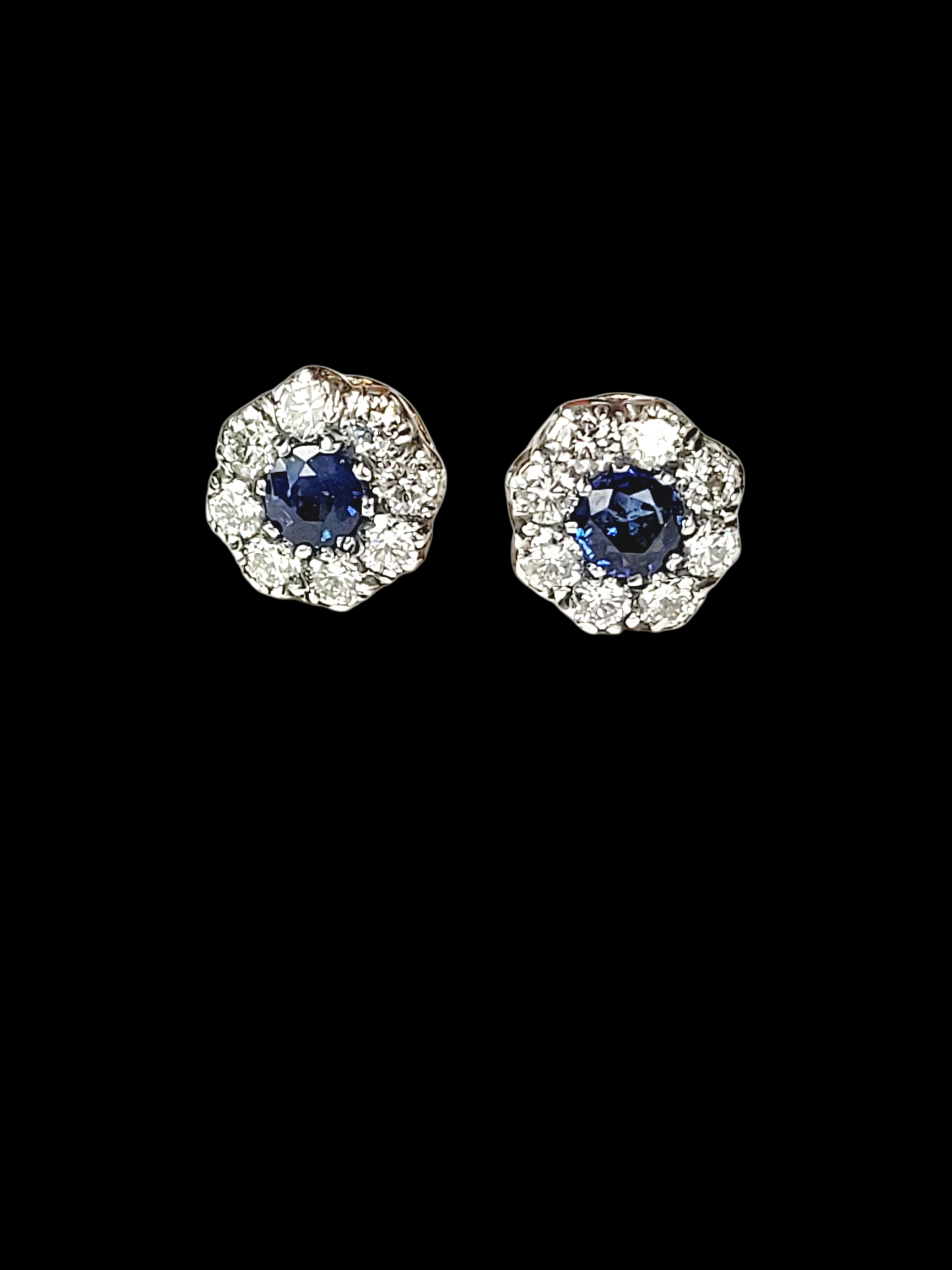 Petite sapphire and diamond cluster earrings
SKU: 8487