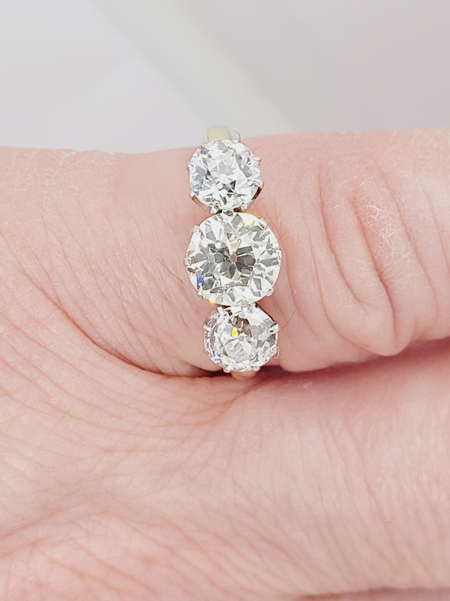 Antique diamond trilogy engagement ring in 18ct yellow gold sku 8969