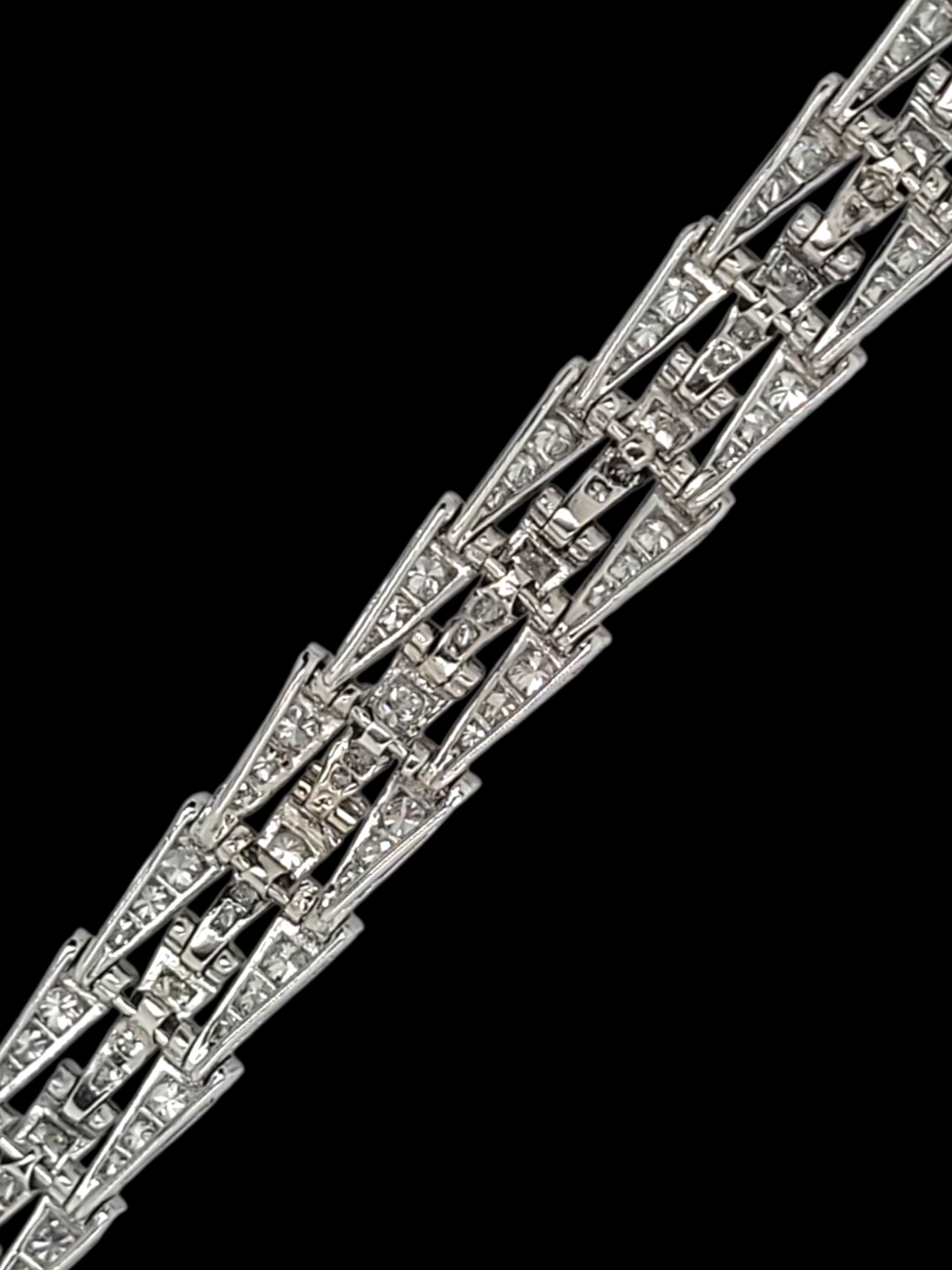 Art deco diamond tank bracelet
SKU: 8146