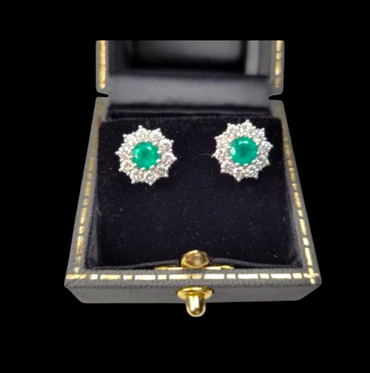 Emerald and diamond cluster stud earrings
SKU: 5044