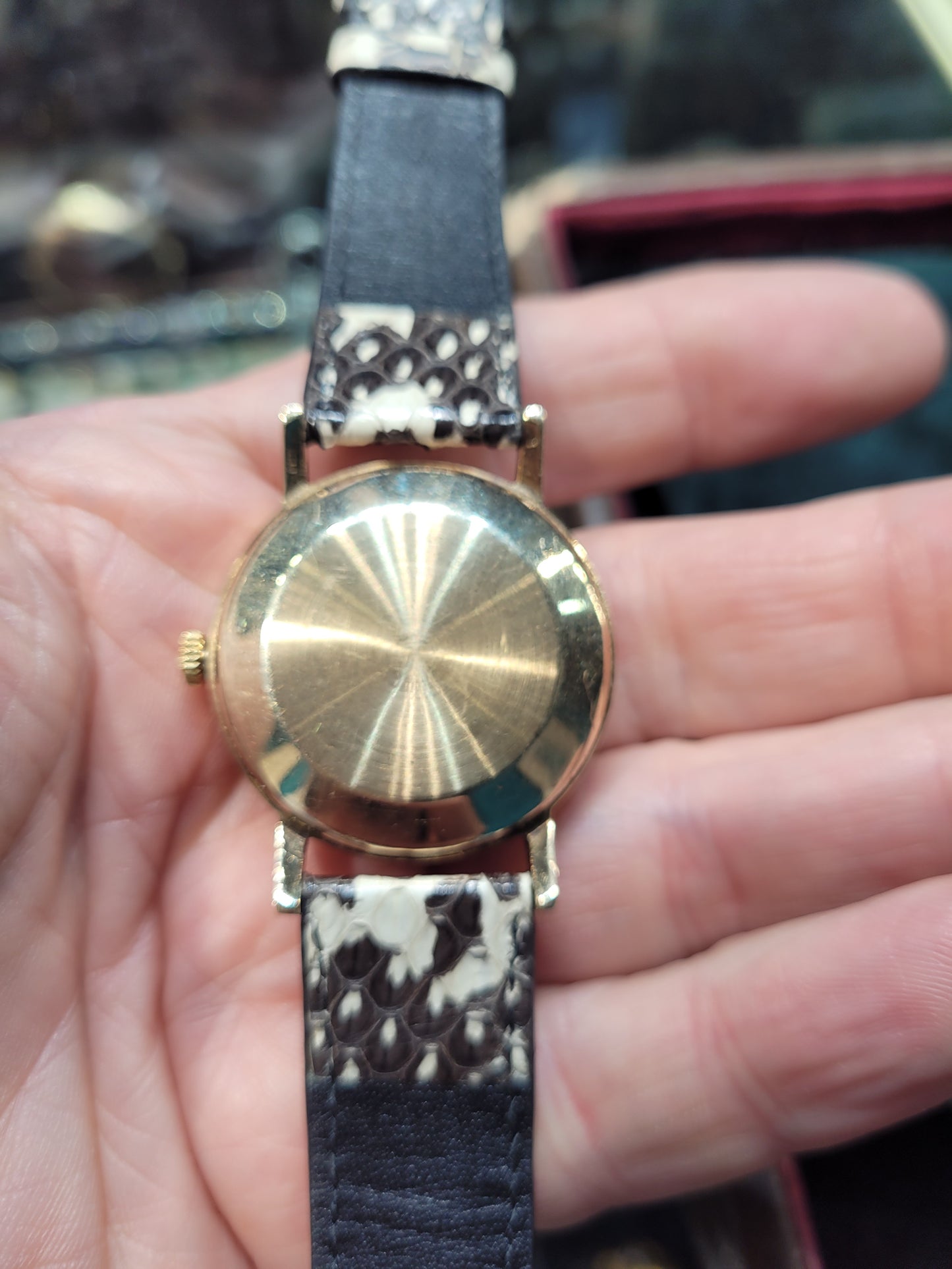 1960s Omega automatic 9ct gold watch sku 8766
