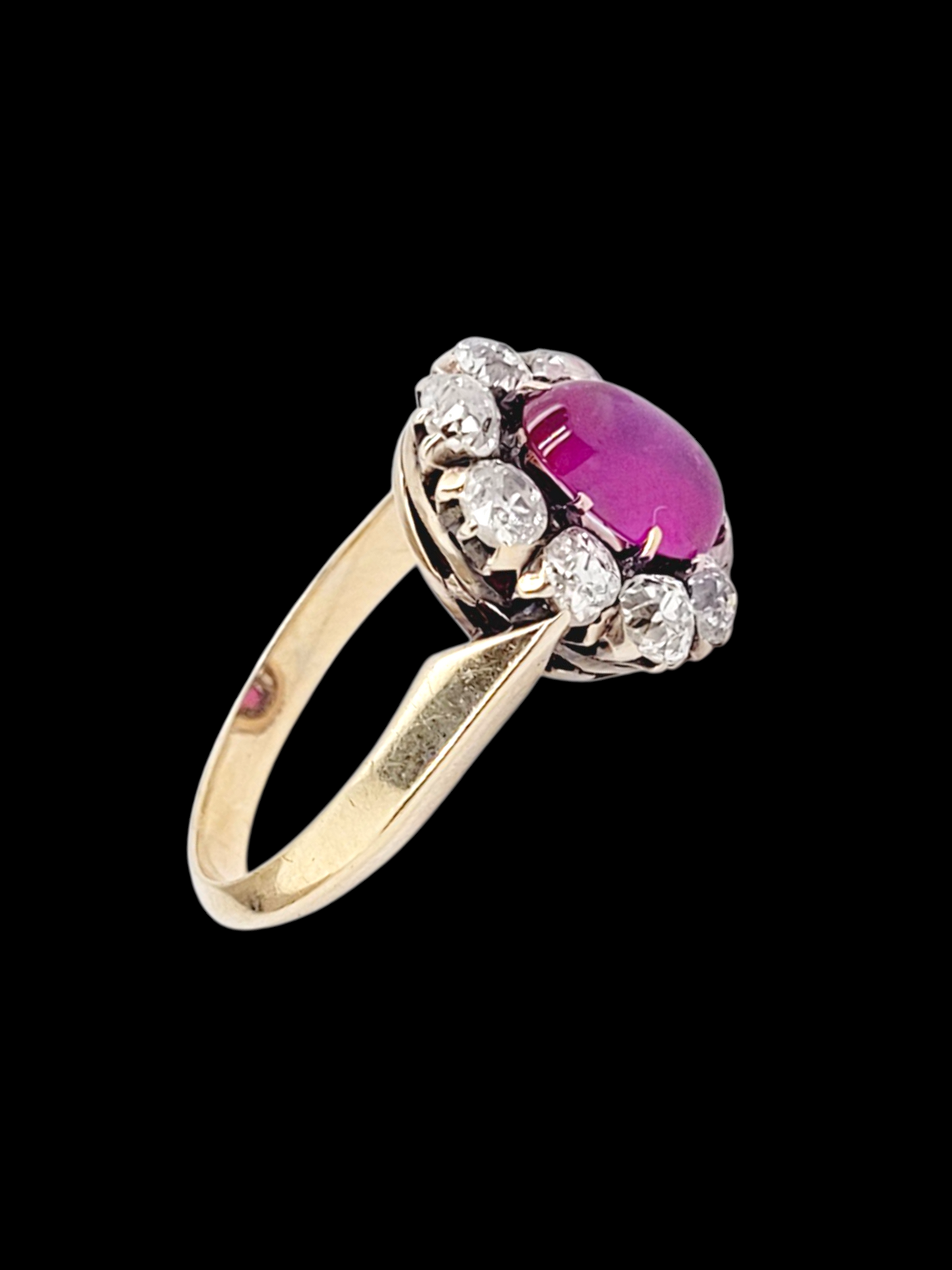 Gem cabochon ruby and antique diamond cluster ring
SKU: 8140