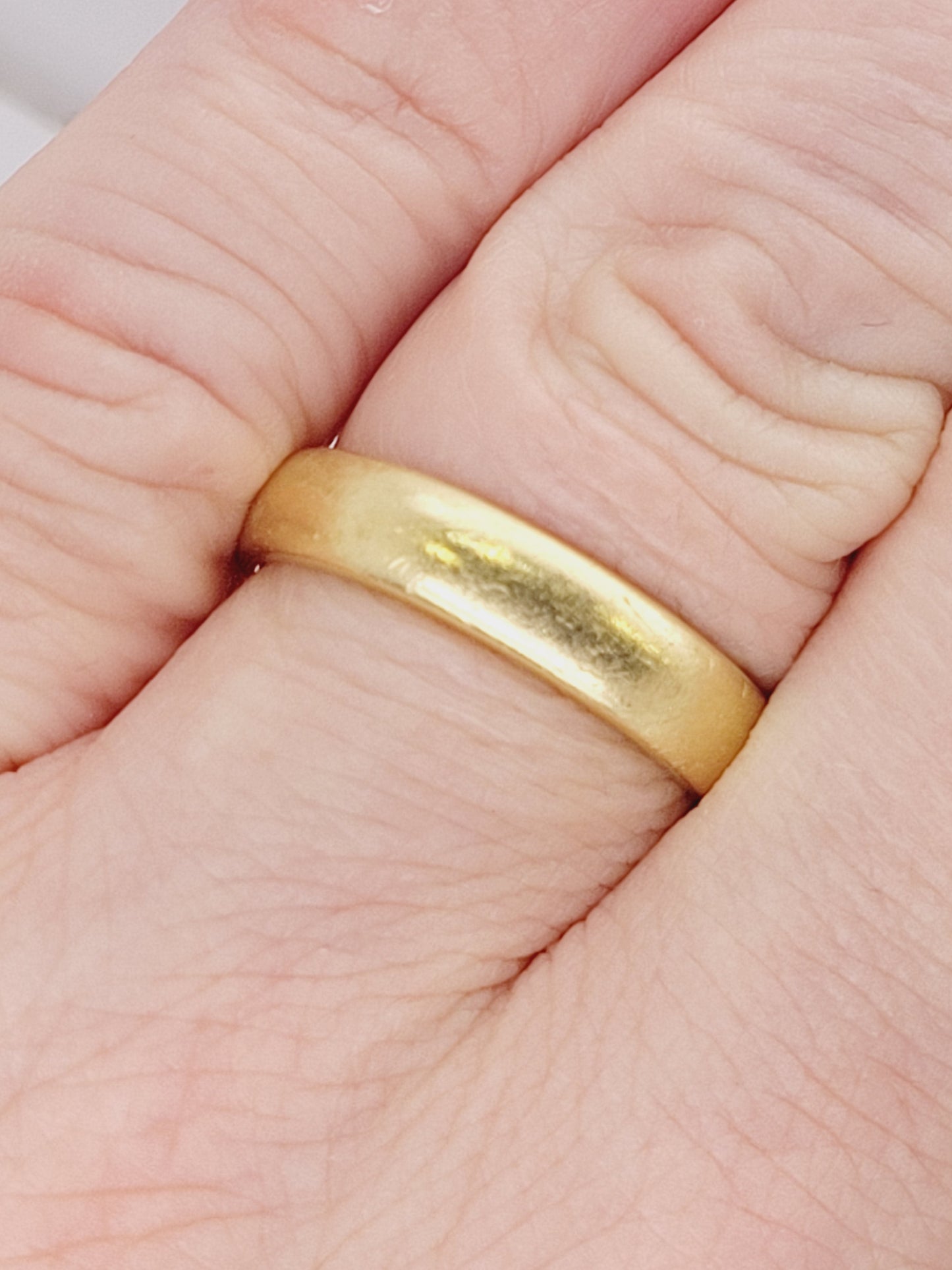 5mm 18ct yellow gold wedding band sku 9201