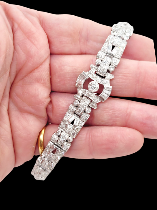 Art deco diamond and baguette diamond bracelet
SKU: 7561