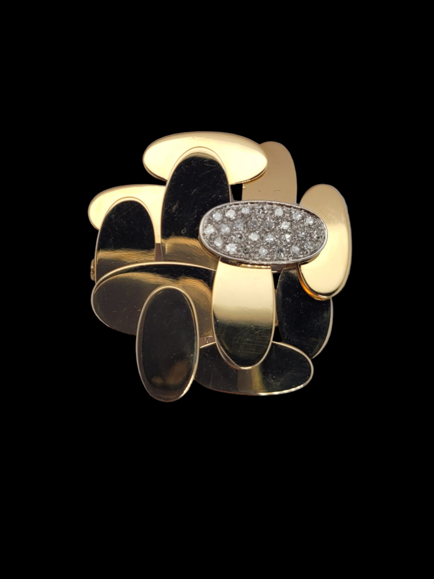 Modernist dimensional 18ct and diamond brooch sku 8521