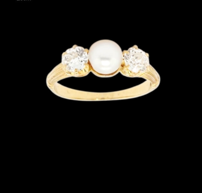 Antique Natural pearl and old cut diamond ring
SKU: 8172