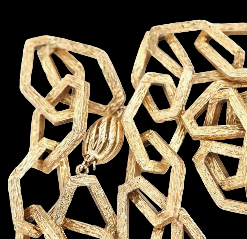 1970's 18ct yellow gold long gold necklace sku 8493