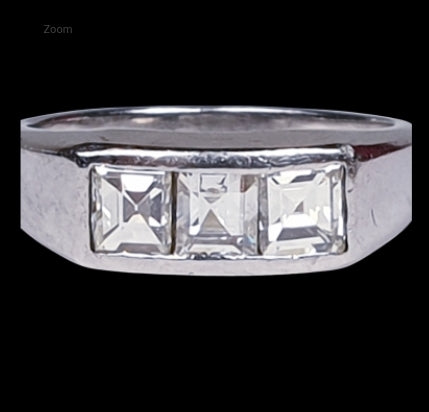 Three Stone Square Diamond Ring
SKU: 3502