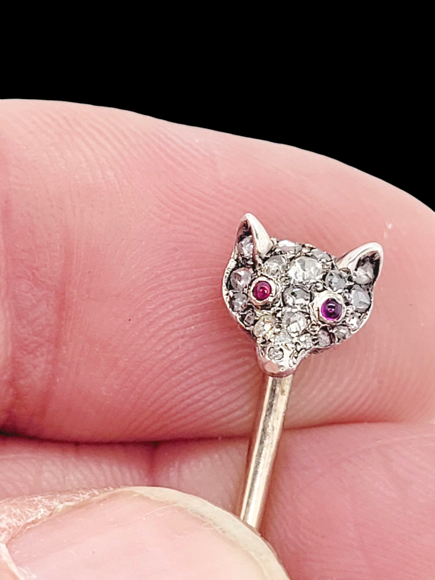Antique diamond fox stick pin
SKU: 7999