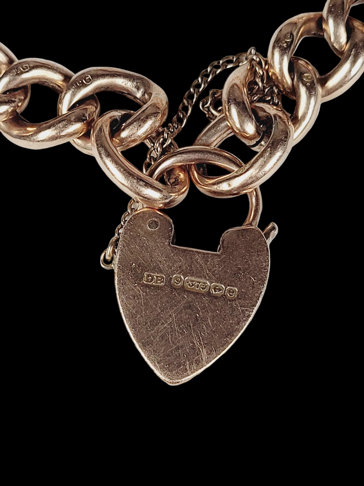 Antique 9ct gold round curb bracelet
SKU: 8608