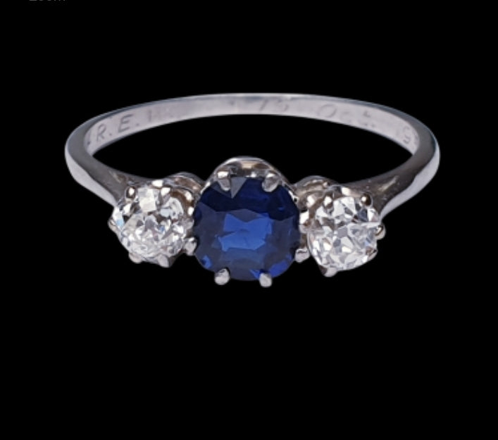 Sapphire and diamond engagement ring
SKU: 4220