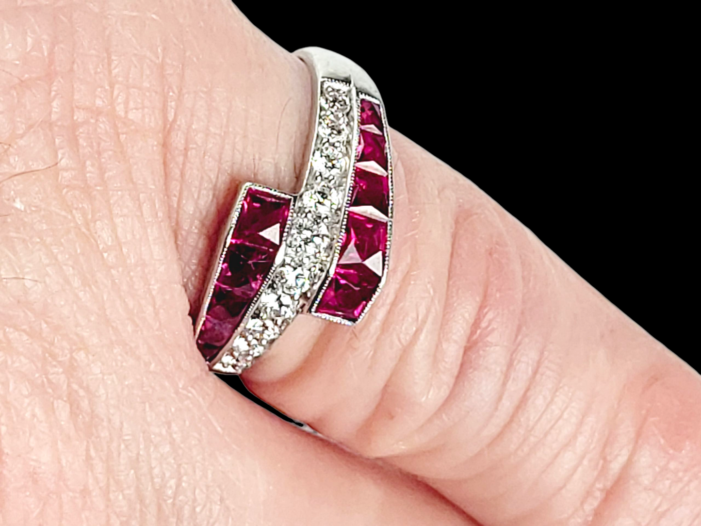 Art deco ruby and diamond ring
SKU: 8428