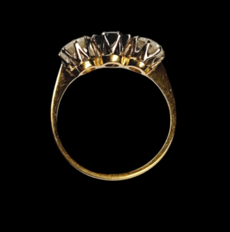 Sapphire and diamond trilogy ring
SKU: 7890