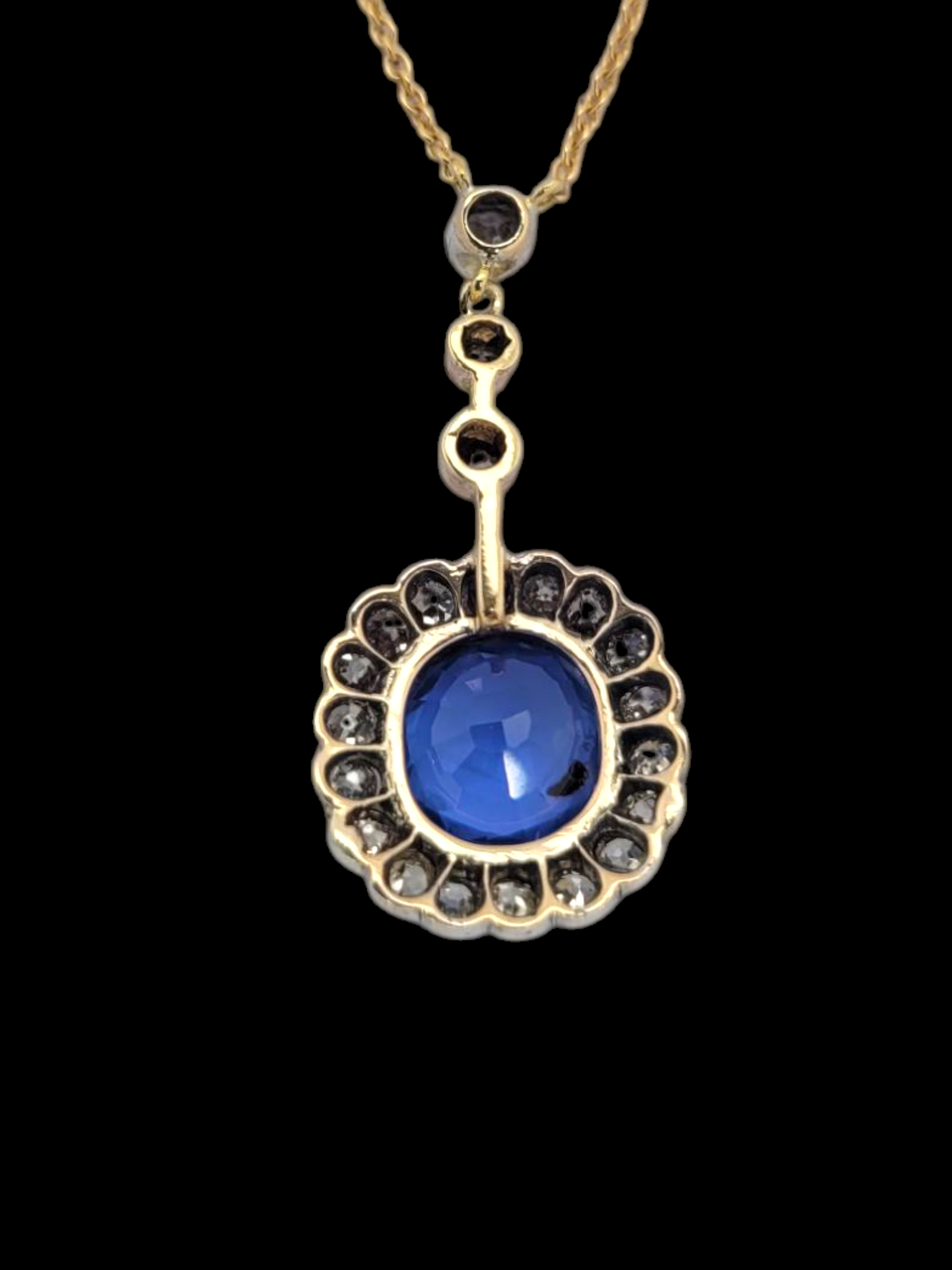 Antique Ceylon cornflower blue sapphire and diamond pendant
SKU: 7953