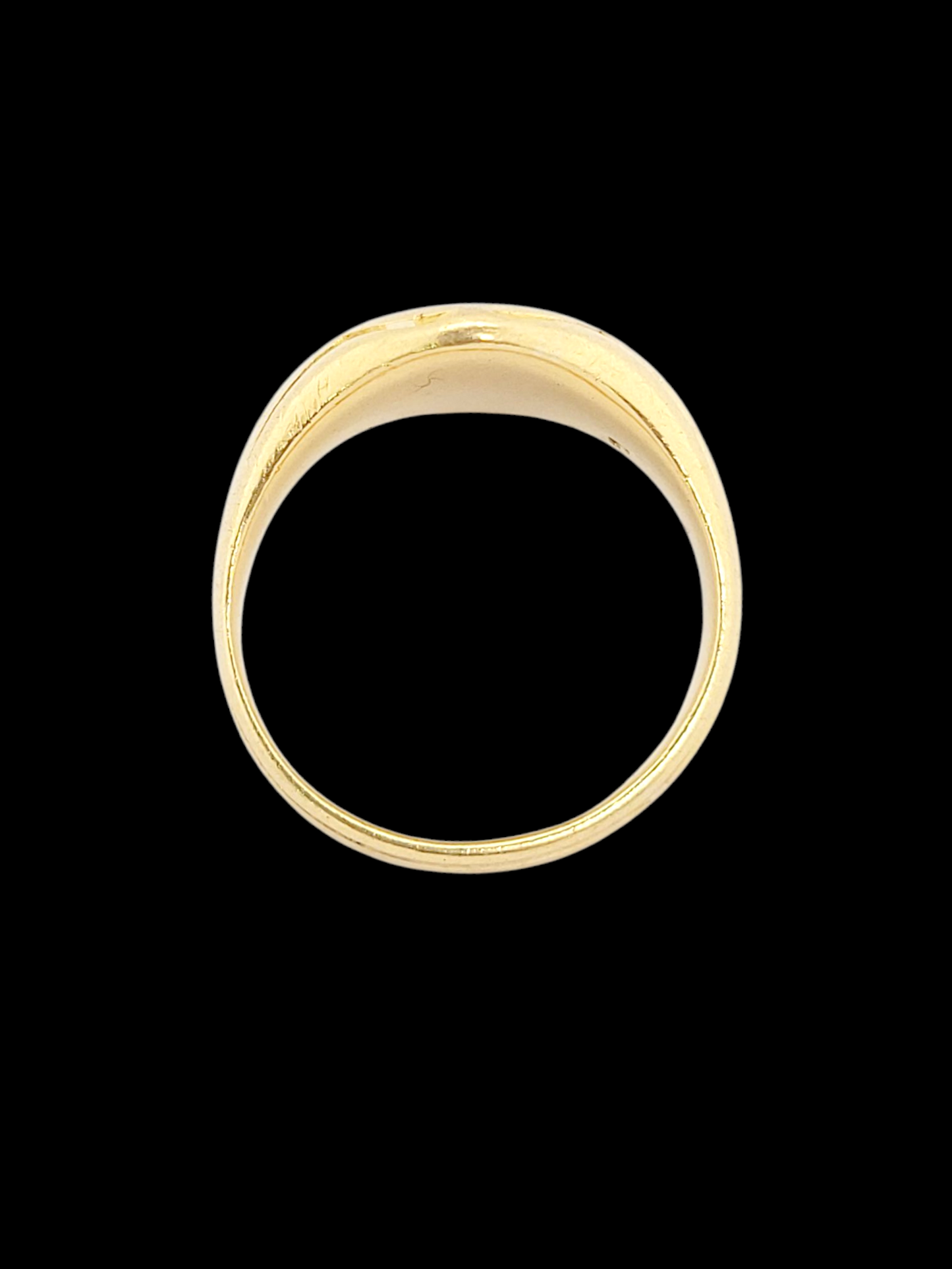 18ct gold seal engraved signet ring
SKU: 8110