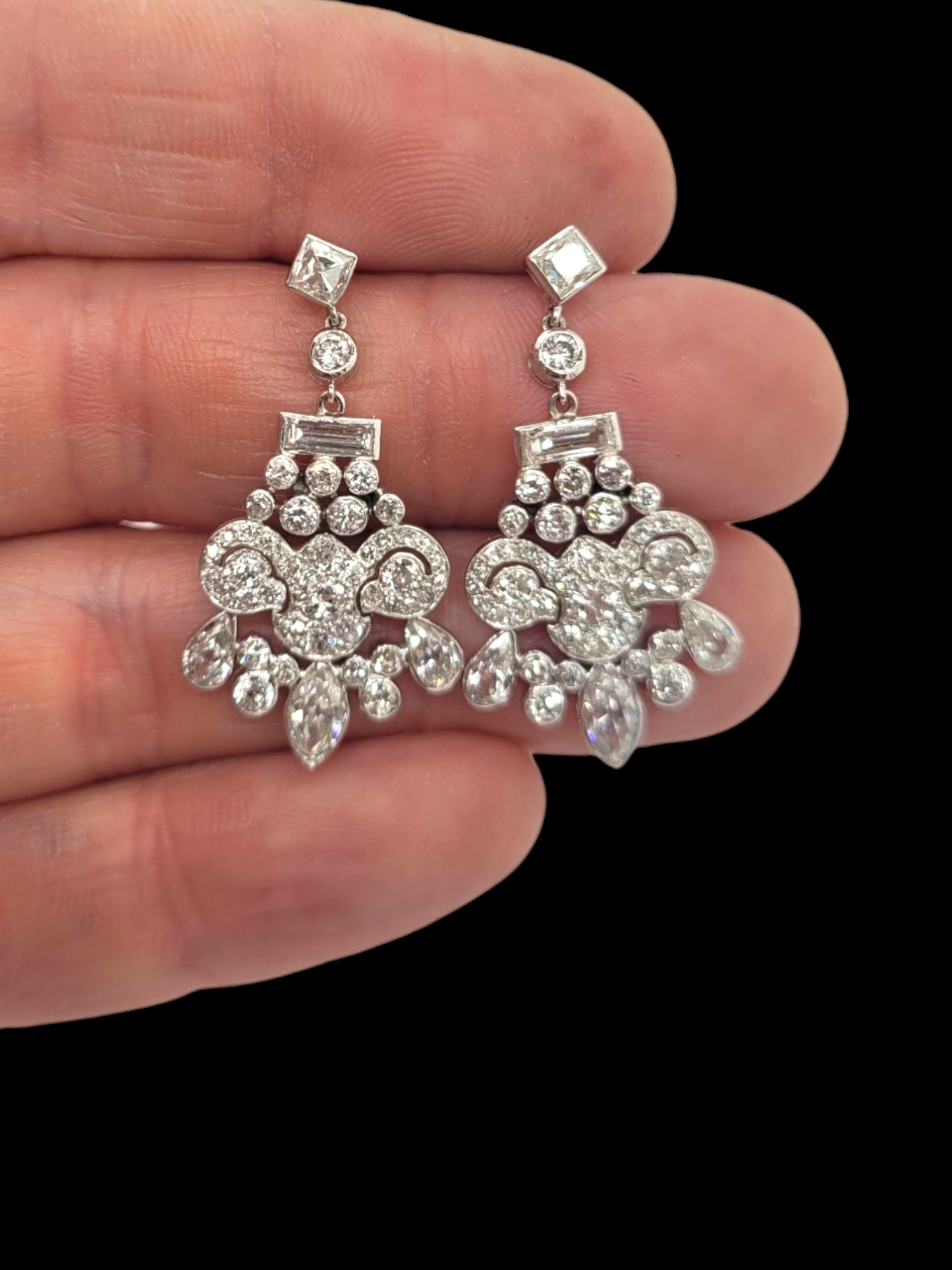 Fine belle epoque diamond earrings
SKU: 7963