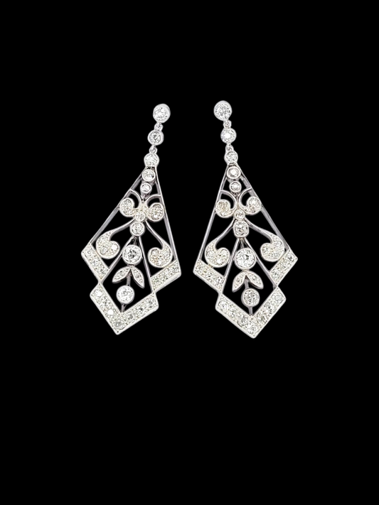 Pair of art deco diamond drop earrings
SKU: 7951