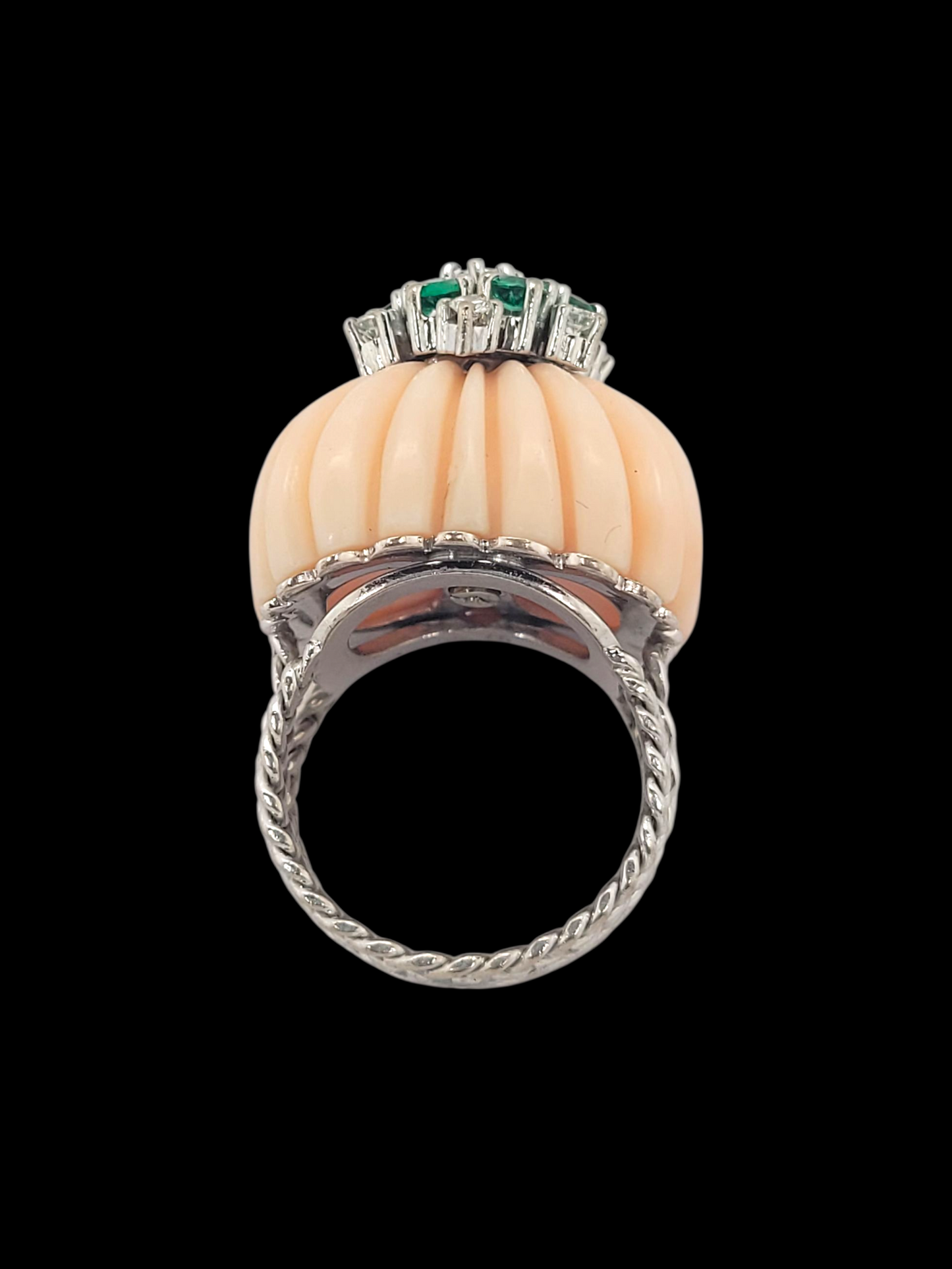 1960's angels kindly coral and emerald ring
SKU: 8263