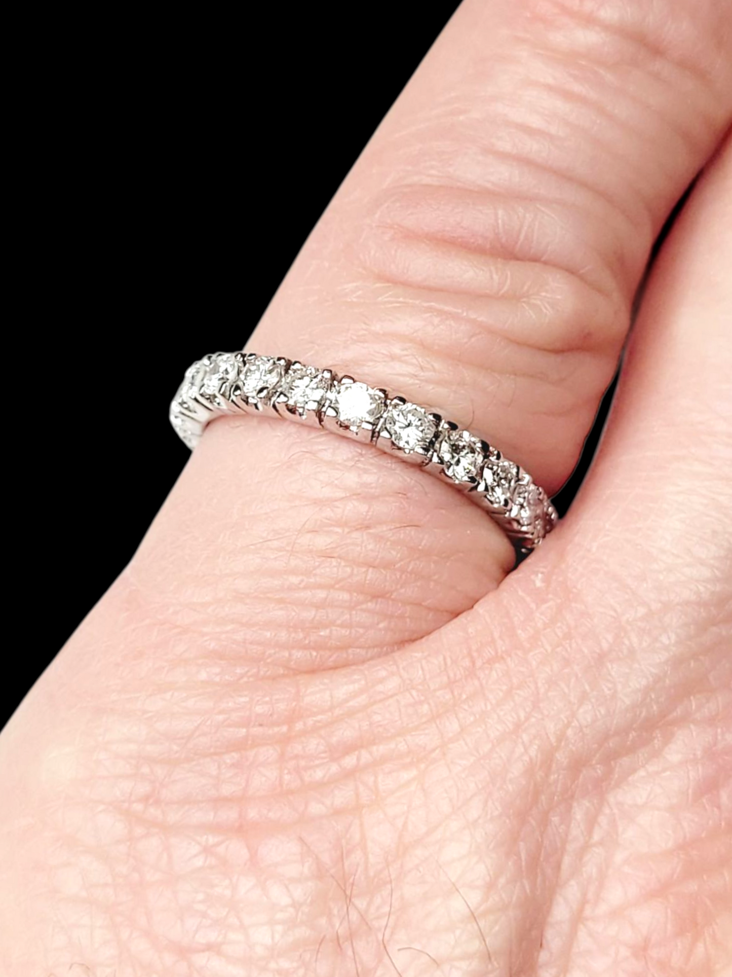 Full hoop diamond eternity ring
SKU: 8145