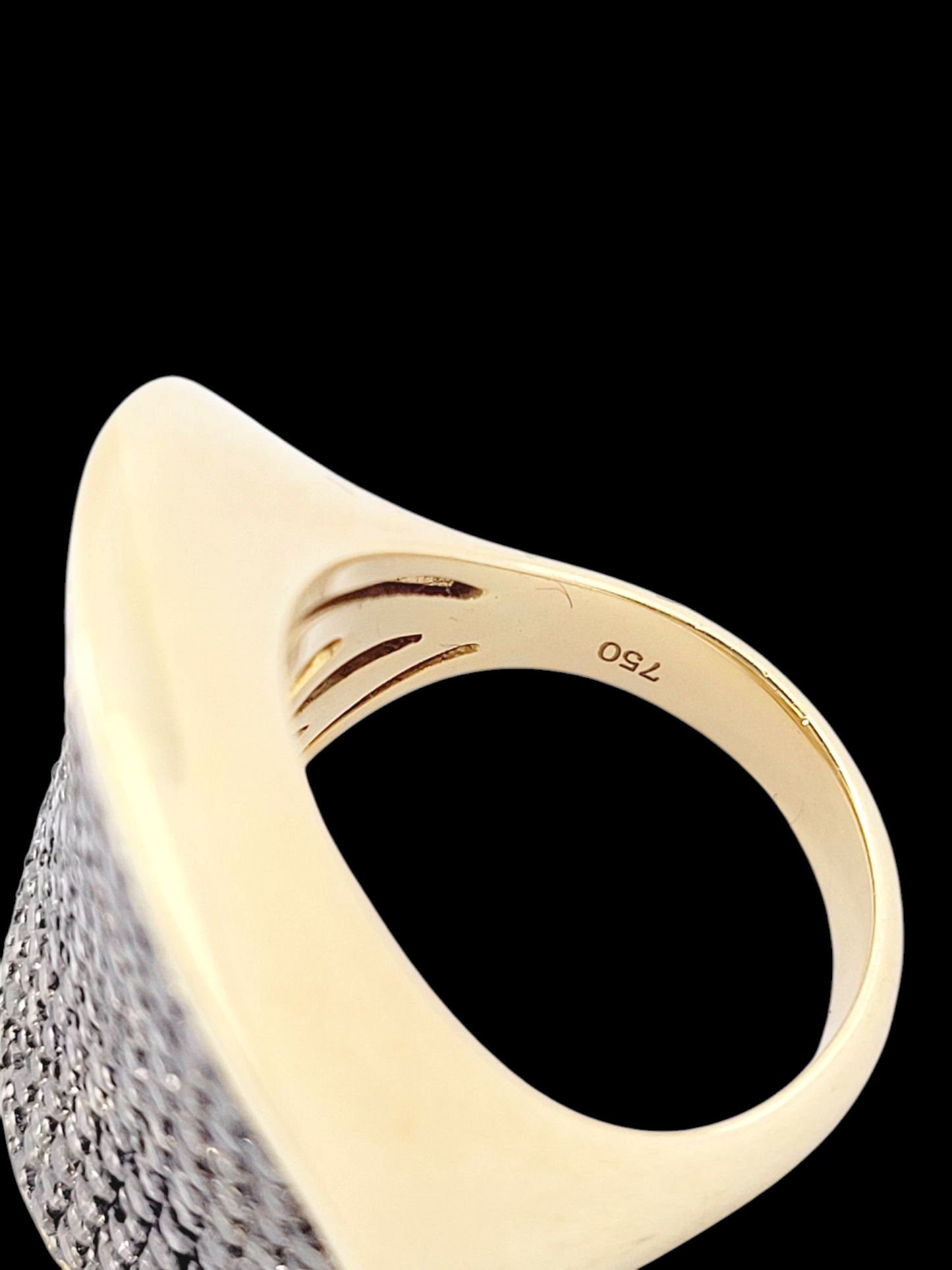 3ct Cognac diamond dress ring
SKU: 8096