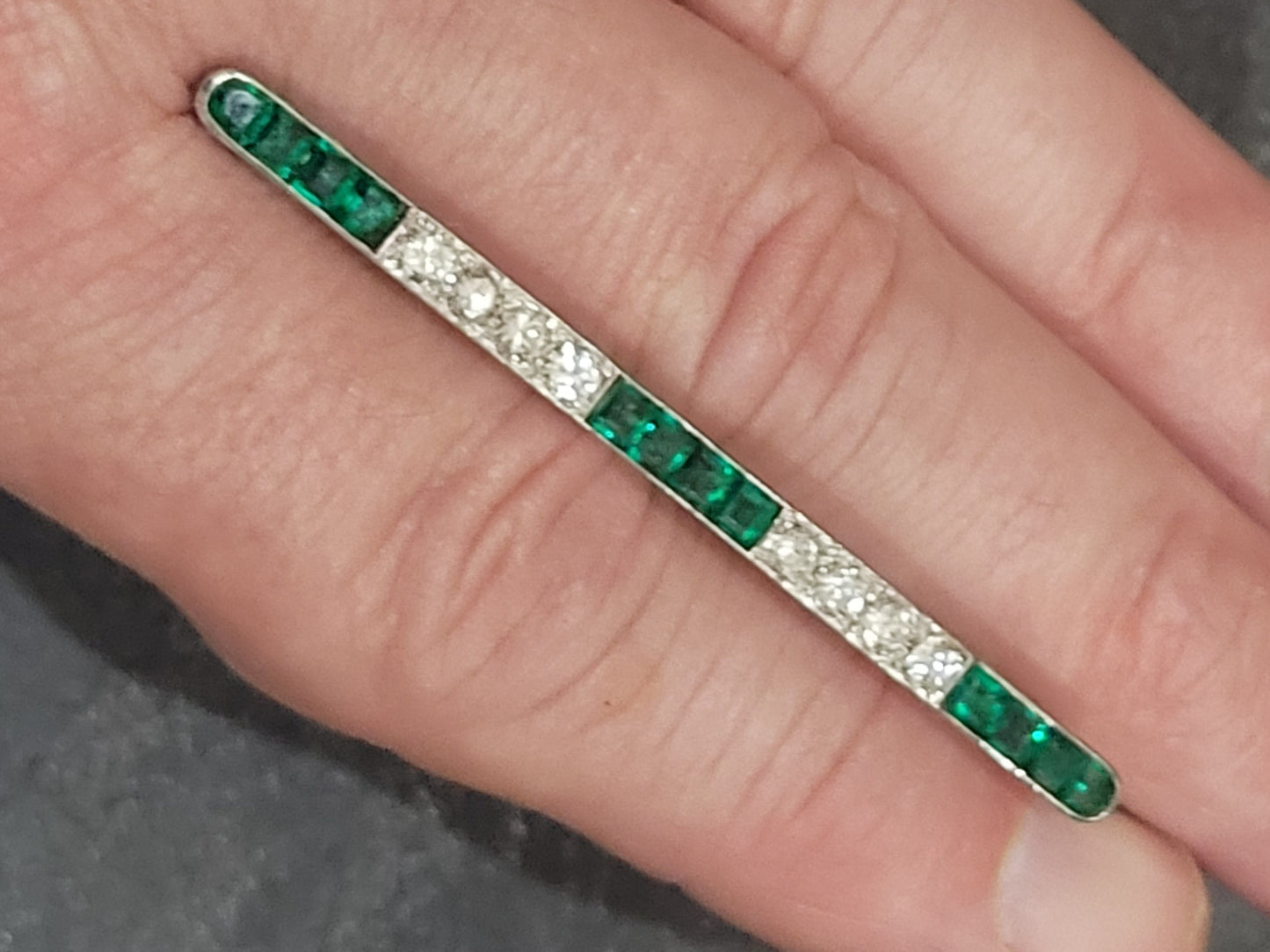 Strong Art deco emerald and diamond brooch sku 9107