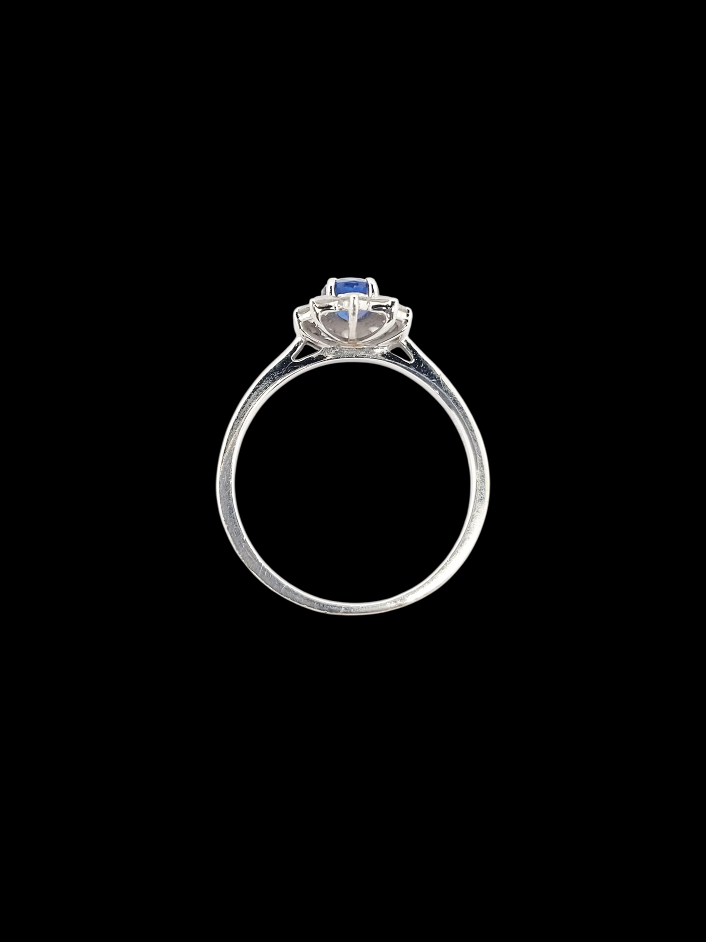 Petite sapphire and diamond cluster ring
SKU: 8413