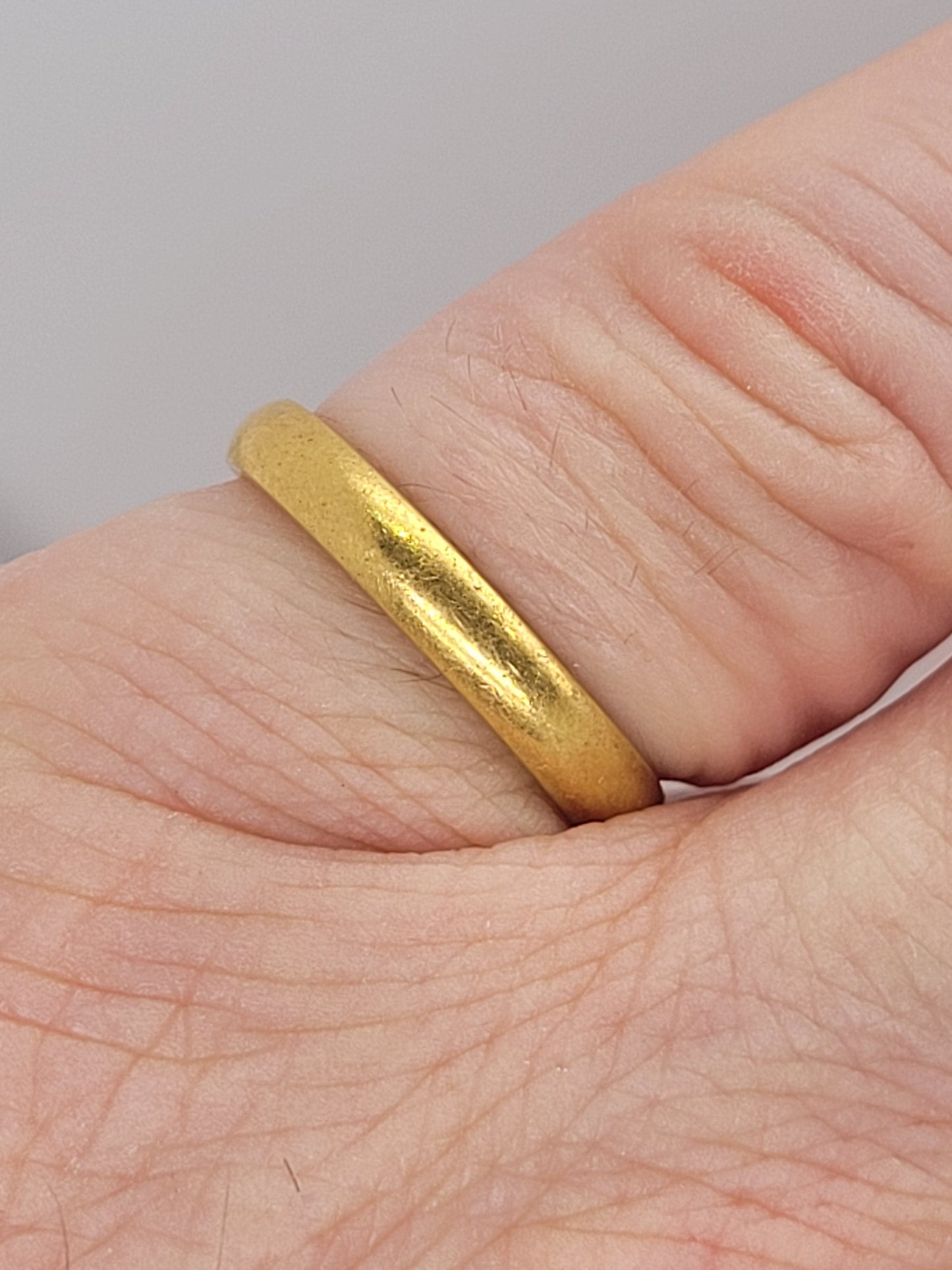 3mm 18ct yellow gold wedding band sku 9197