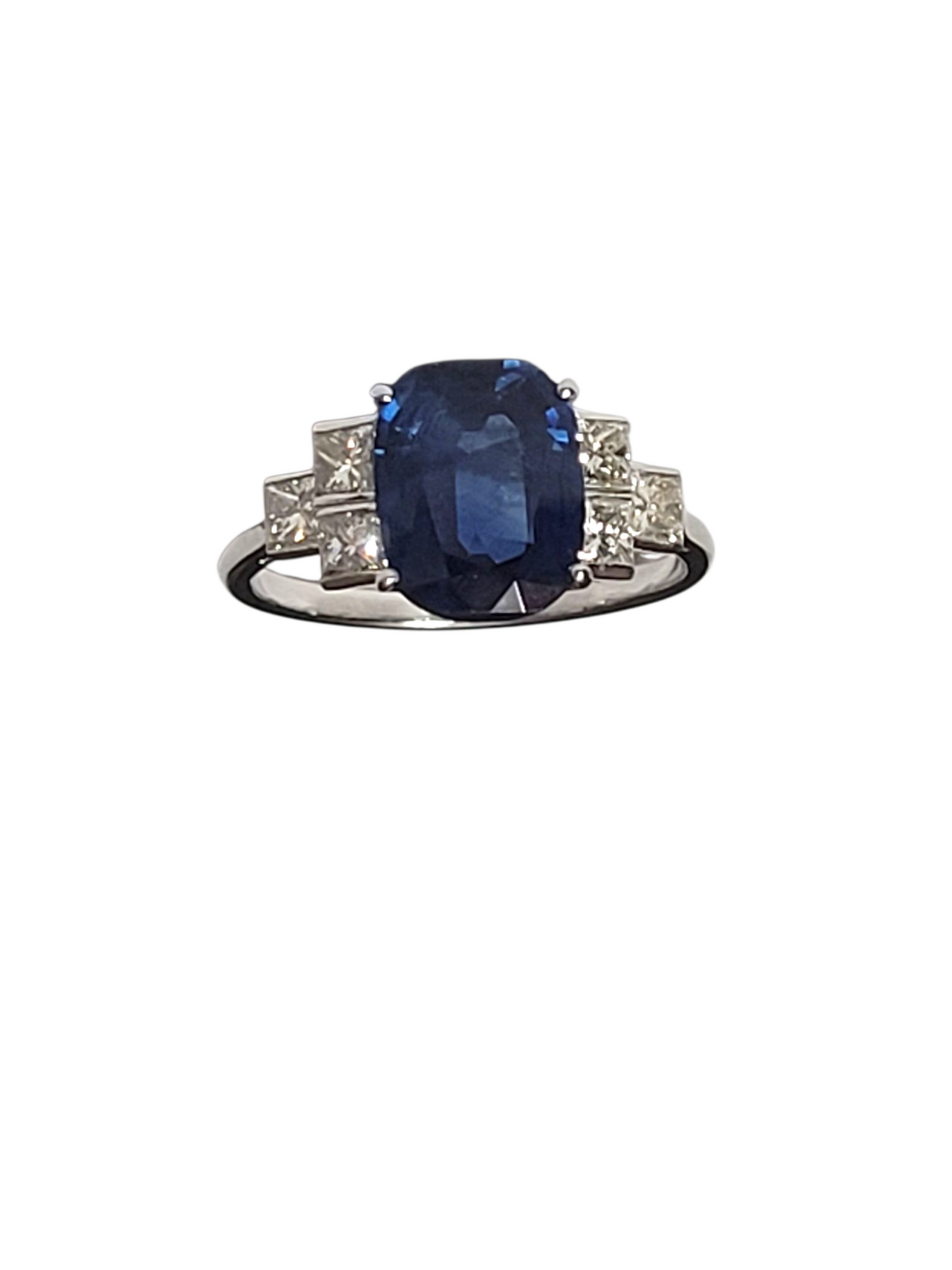 Sapphire and diamond engagement ring
SKU: 8288
