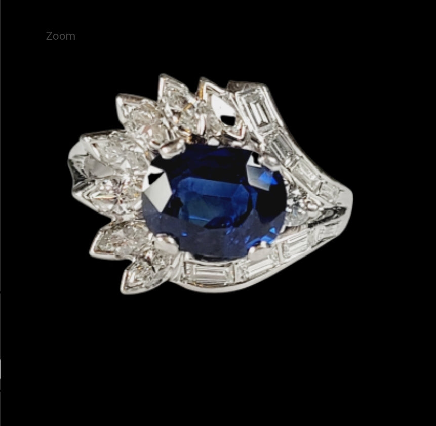 Cool natural sapphire and diamond cluster ring
SKU: 4974