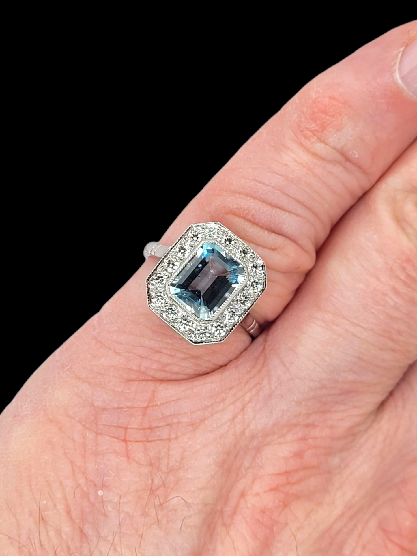 Aquamarine and diamond dress ring
SKU: 8048