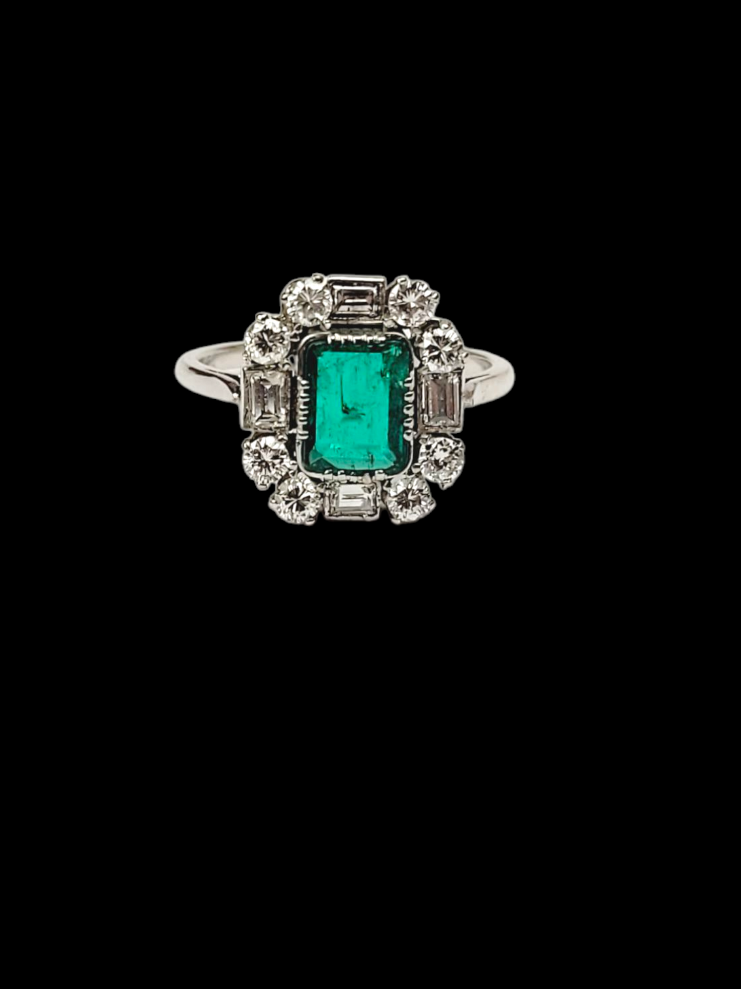 Emerald and diamond geometric engagement ring
SKU: 8055
