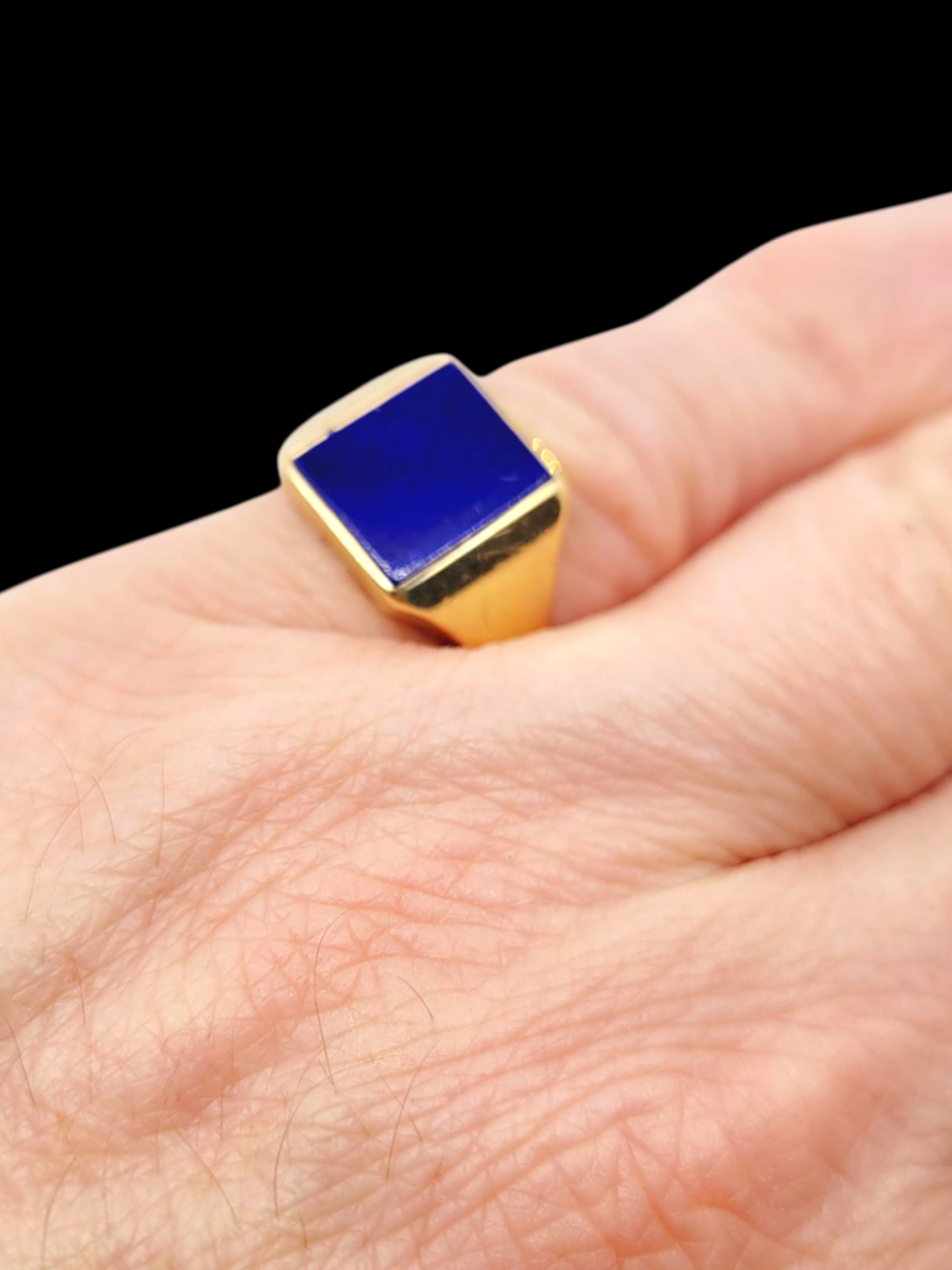 Lapis lazuli 18ct gold gold signet ring
SKU: 8158