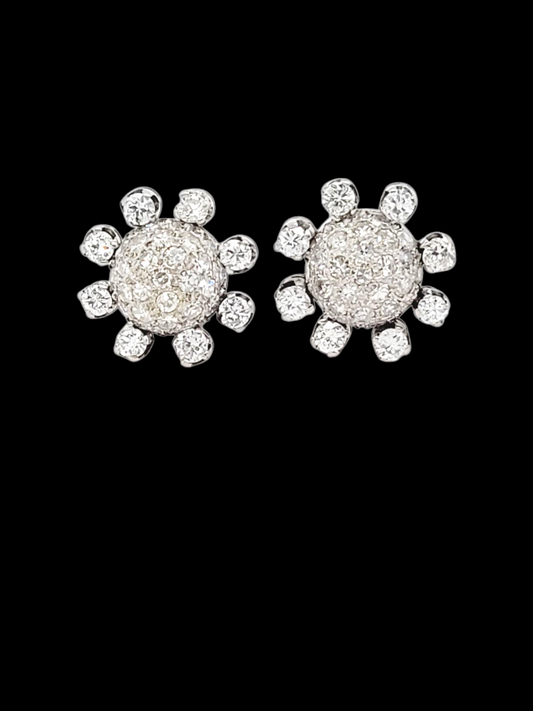 Pair of diamond stud earrings
SKU: 8027