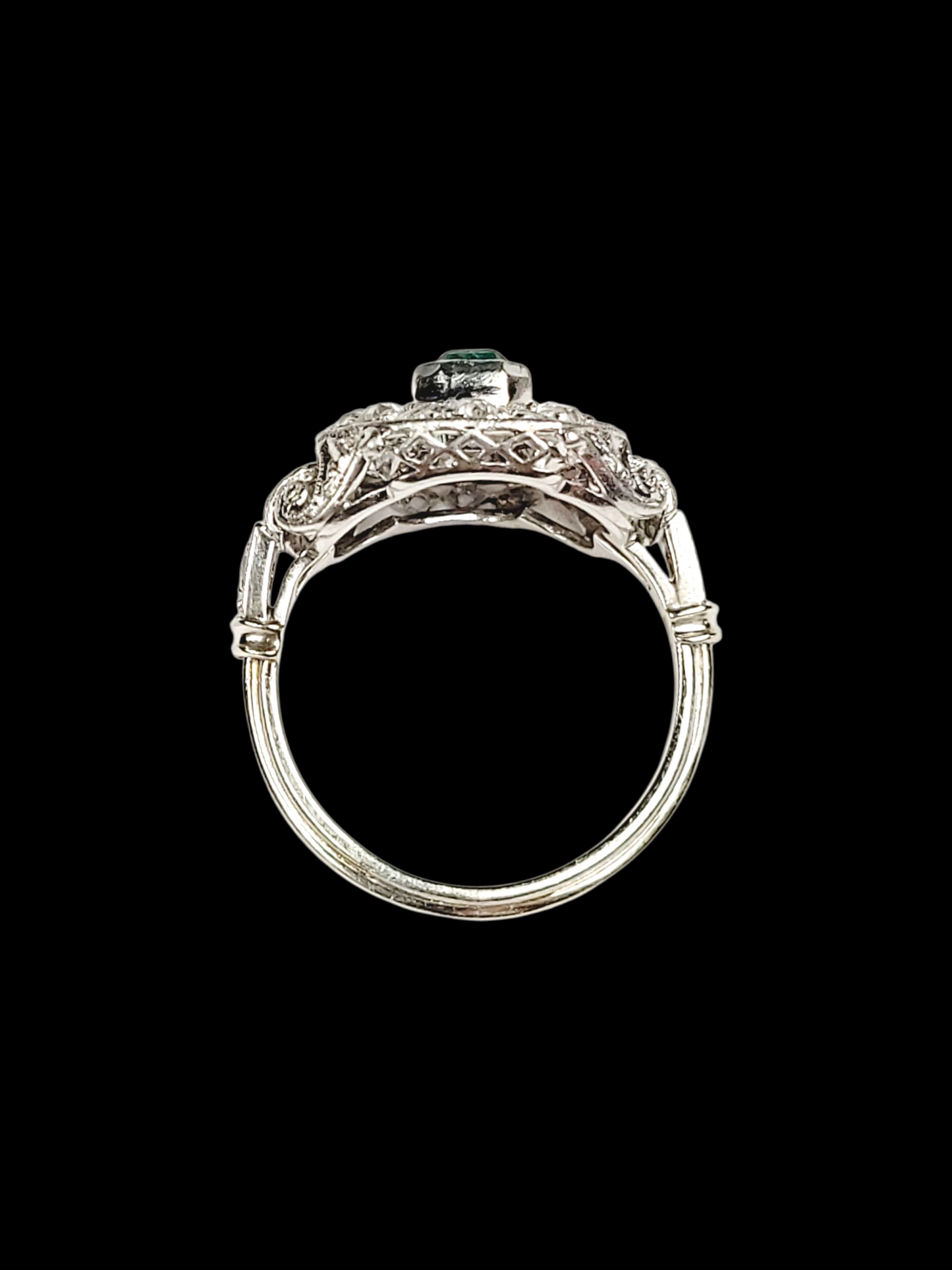 Art deco emerald and diamond engagement ring
SKU: 8225