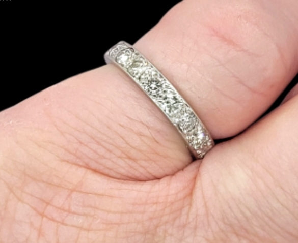 Full hoop diamond eternity ring
SKU: 8297