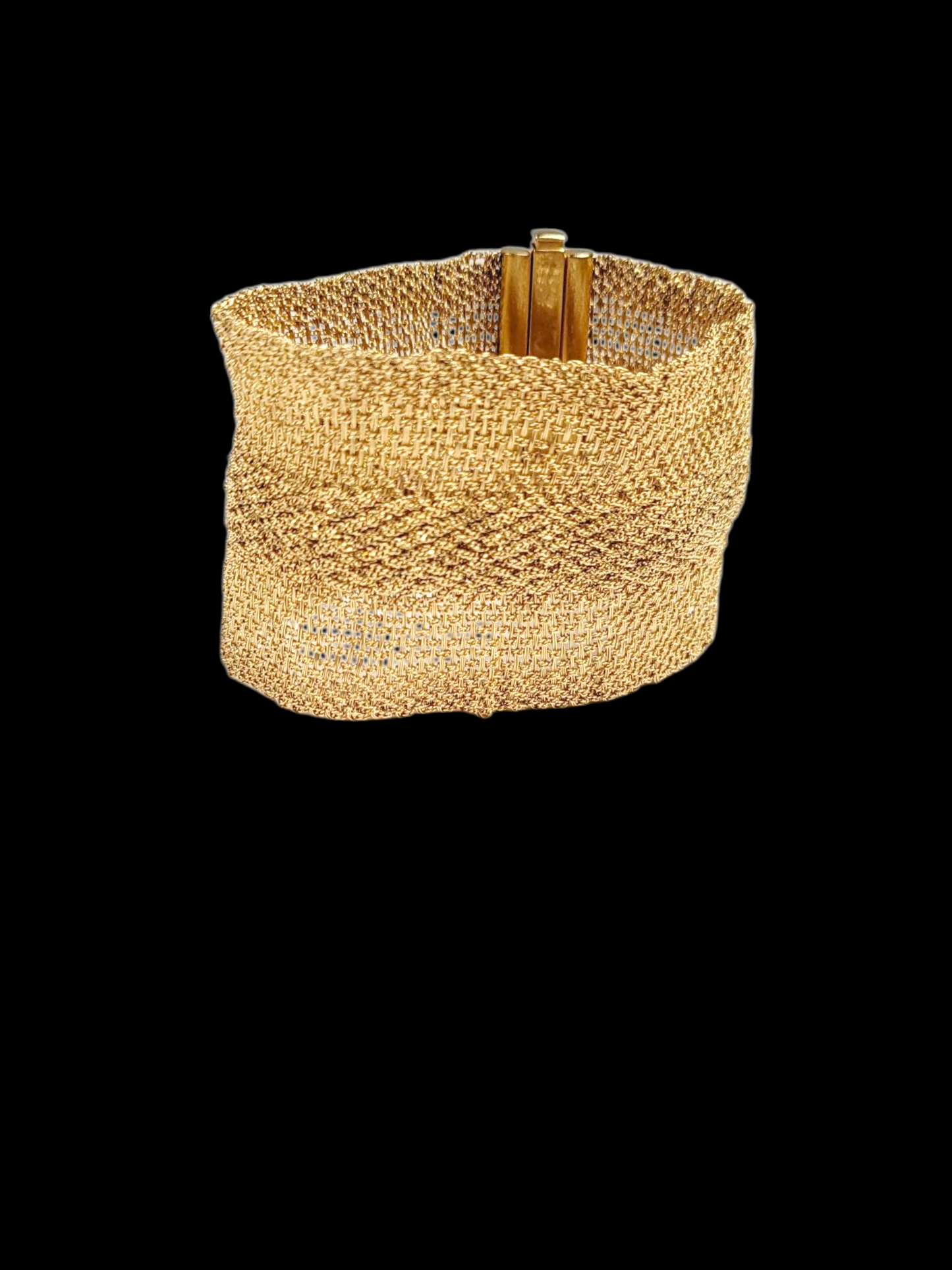 18ct gold woven gold bracelet
SKU: 8345