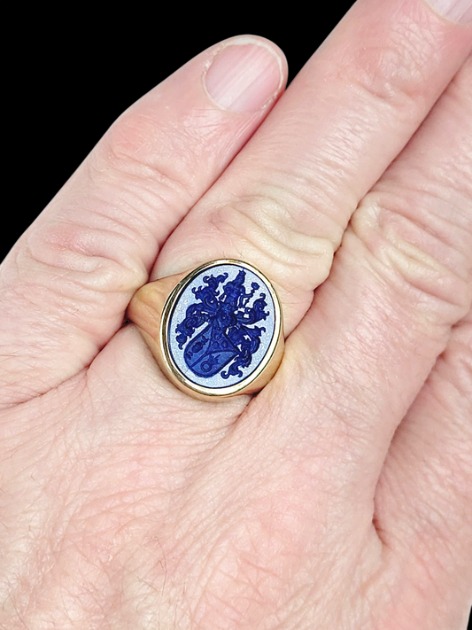 Lapis lazuli intaglio signet ring
SKU: 8380