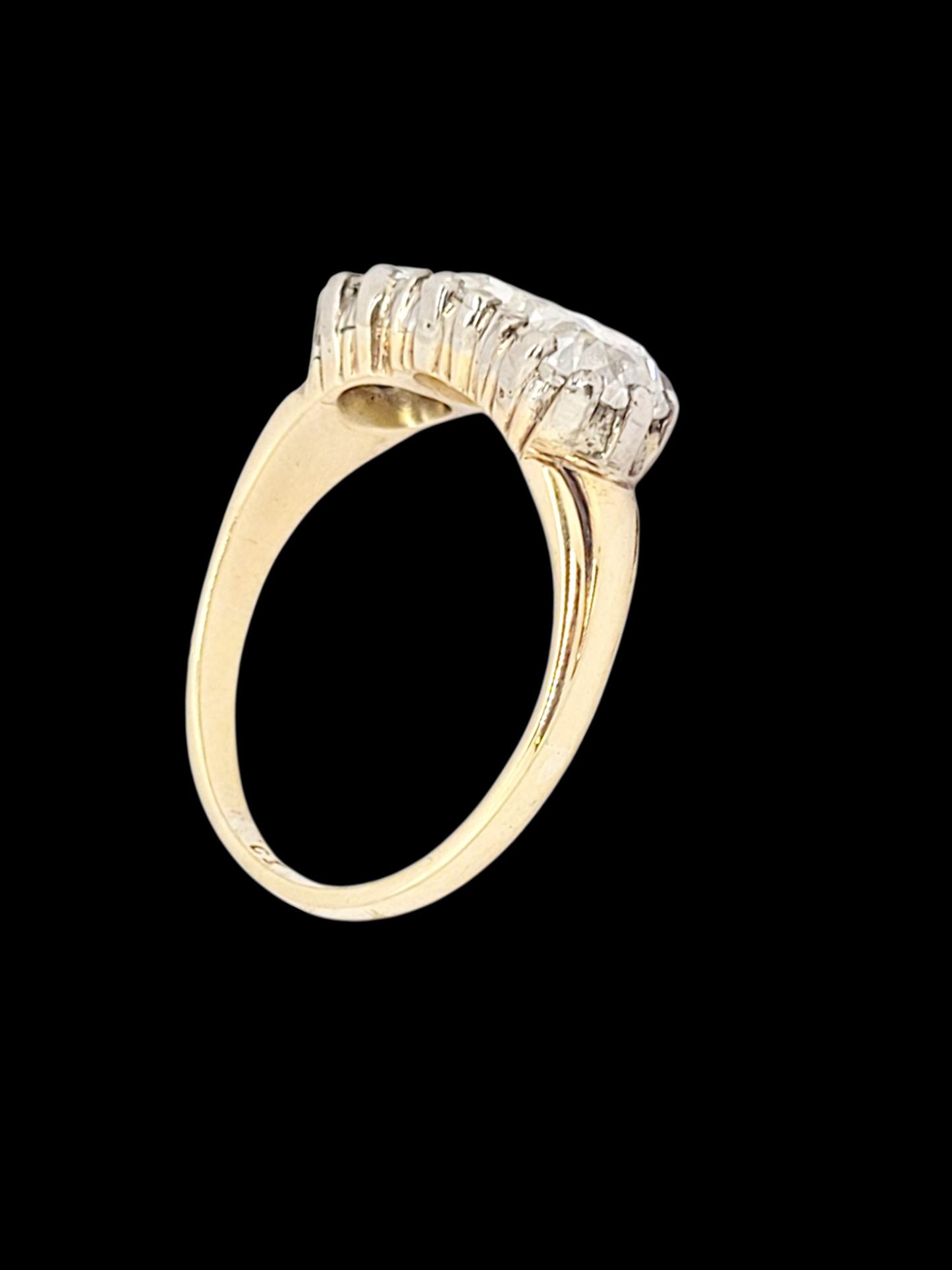 Old mine cut trilogy engagement ring
SKU: 8397