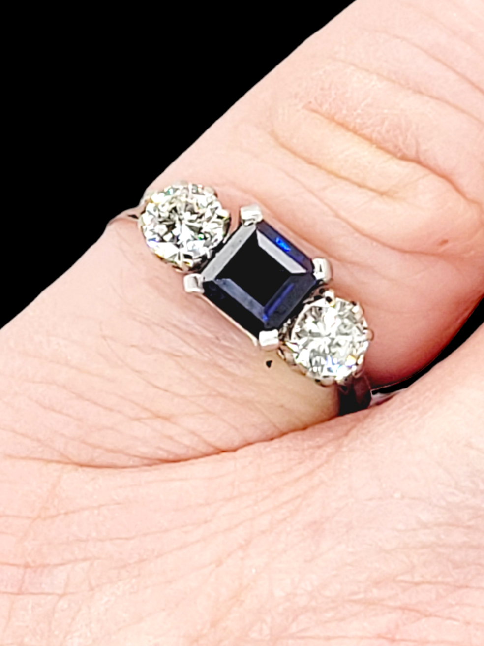 Art deco sapphire and diamond engagement ring

SKU: 6469