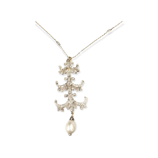 Pagoda antique diamond and natural pearl pendant
