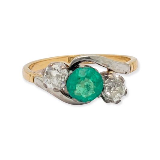 Emerald and diamond ring