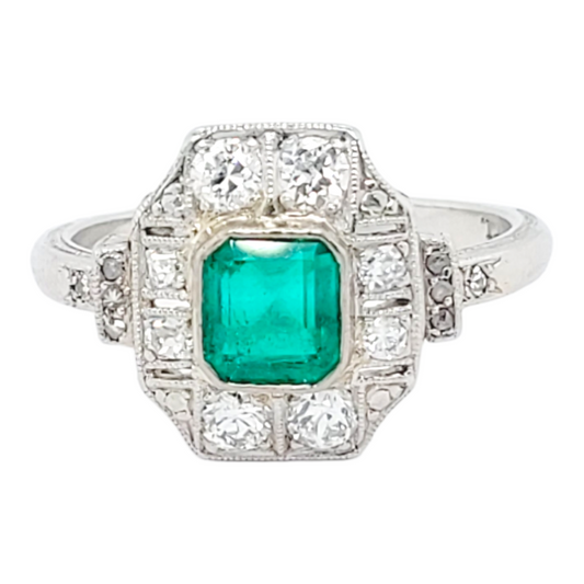 Art deco emerald and diamond entertainment ring

SKU: 6576