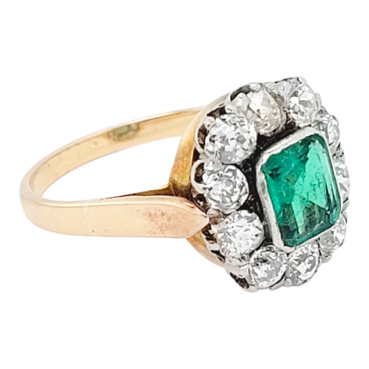 Antique emerald and diamond cluster engagement ring

SKU: 6594