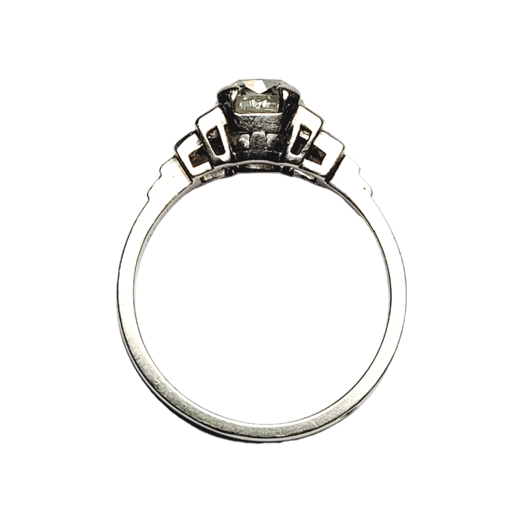Art deco cushion cut diamond engagement ring

SKU: 6844